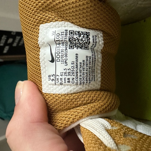 Nike Air Max 90's - Picture 6 of 7